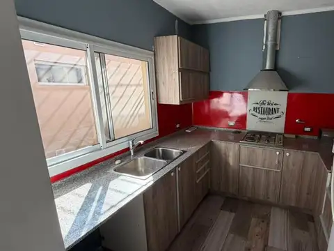 Se vende casa parcial  refaccionada (en PH) - VT