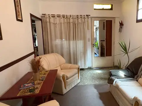 Depto Tipo Casa en Venta de 5 dormitorios