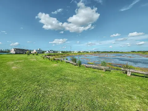 Terreno en Venta en Funes, USD 75.000