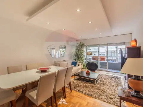 Venta Apartamento 3 Dormitorios y Garaje,  Pocitos