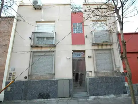 Galpon en Alquiler en Chacarita, $ 600.000