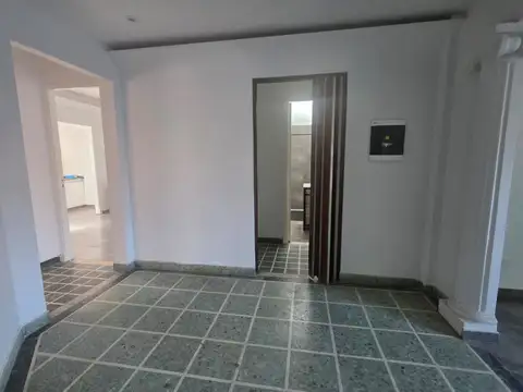 Depto Tipo Casa 3 ambientes con 2 baños