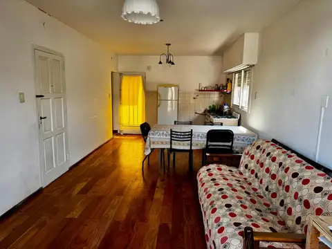 Depto Tipo Casa en Venta de 2 dormitorios