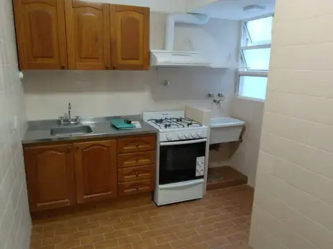 Departamento en Alquiler en Belgrano R, $ 900.000
