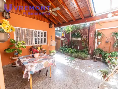 Casa en Venta 5 ambientes en Lugano