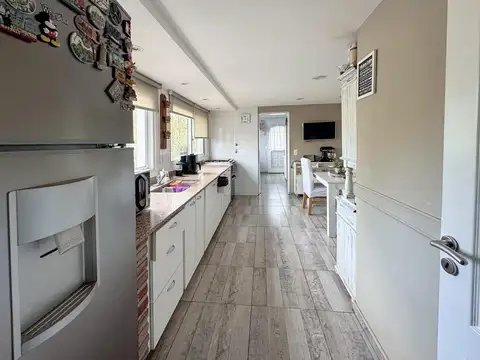 Casa en Venta 4 dormitorios   Dep Pileta Barrio El Molino Pilar