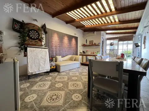 Casa en Venta de 5 dormitorios