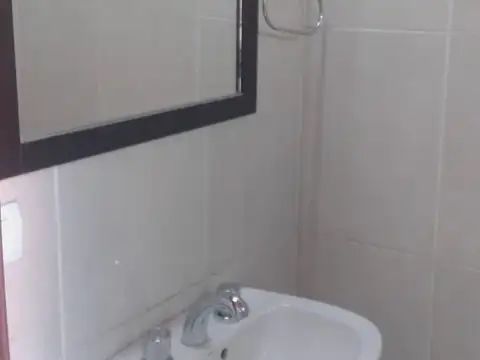 Galpon en Venta 50  mts Fondo