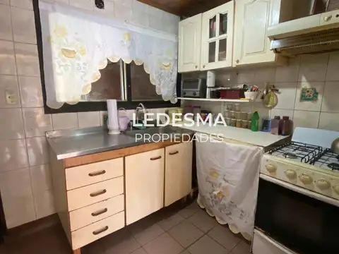 Casa 2 ambientes con 1 baño