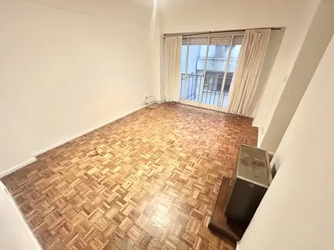 CHARCAS 3100, Piso 4