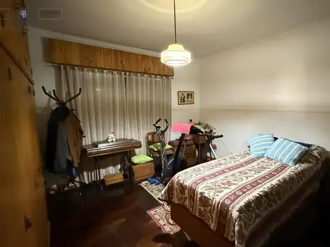 VENTA CASA 3 AMBIENTES PATIO PARRILLA COCHERA 2 BAÑOS MORENO