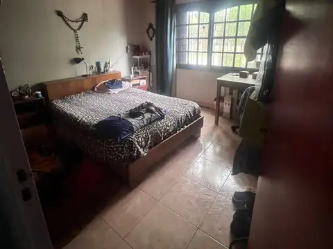 Casa 2 ambientes con 2 baños