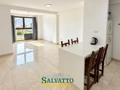 Departamento en Alquiler en Punta Mogotes, $ 675.000