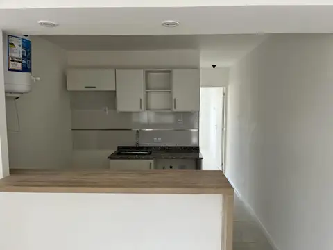 Santiago Derqui 2100