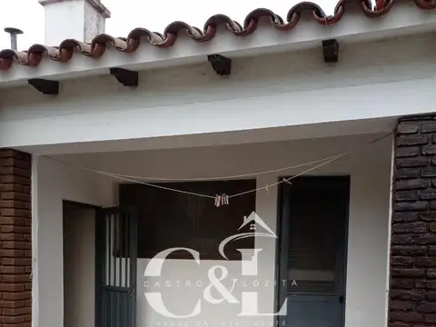 GRAN CASA CON TERRENO DE 1295M². LOS MANANTIALES - VILLA CARLOS PAZ