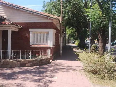 Casa en Venta en Coronel Dorrego, USD 88.500