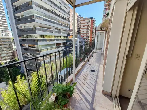 Venta 3 ambientes más dependencia, luminoso!