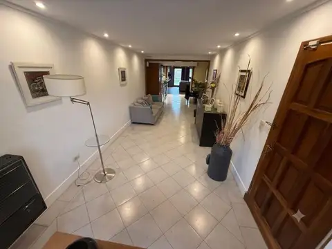 Depto Tipo Casa en Venta de 4 ambientes