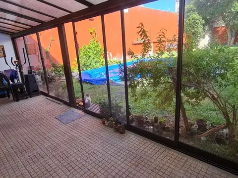Casa 6 ambientes con 3 baños