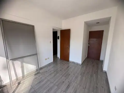 Departamento en Alquiler en Campana, $ 550.000