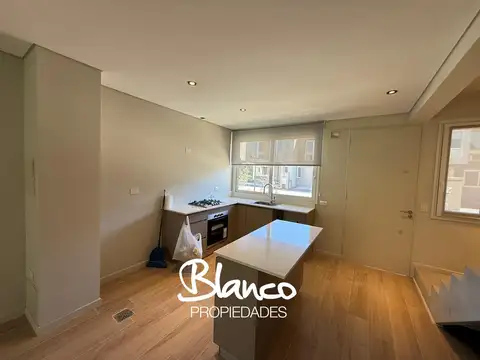 Departamento en Alquiler de 3 ambientes