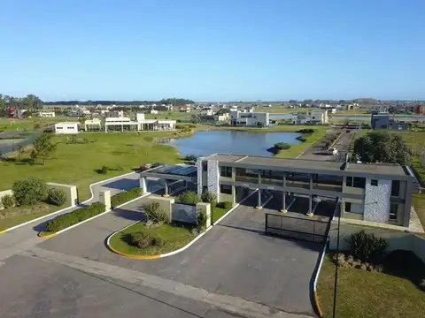Terreno en Venta en Guernica, USD 28.000