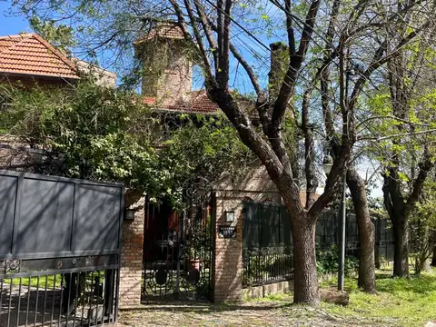 VENTA CASA 4 AMB PILETA DON TORCUATO