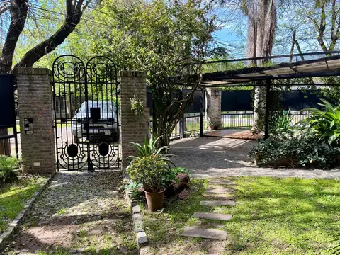 Casa en Venta en Don Torcuato, USD 225.000
