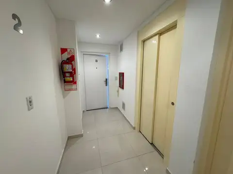 Departamento en Alquiler en Villa Ballester, $ 630.000