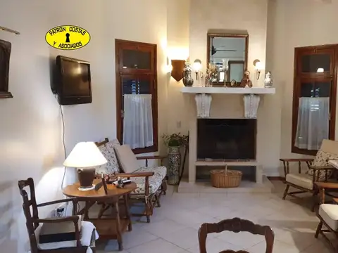 Casa 4 ambientes con 3 baños