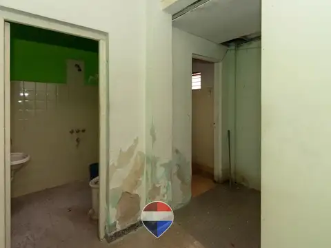 Local / Casa a Reciclar en Venta en La Plata