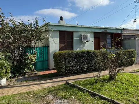 CASA DE 4 AMBIENTES