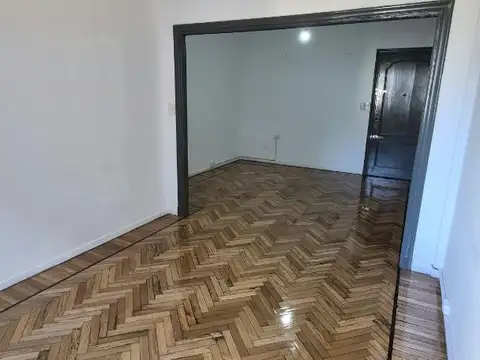 Departamento en Alquiler en Caballito, $ 945.000