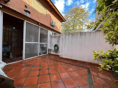 Casa en Venta en Olivos Maipú/Uzal, USD 220.000