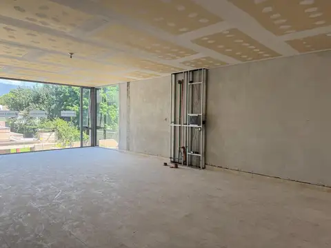 Oficina en Alquiler en Yerba Buena, $ 1.350.000