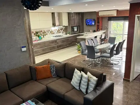 Roque Sáenz Peña 2700