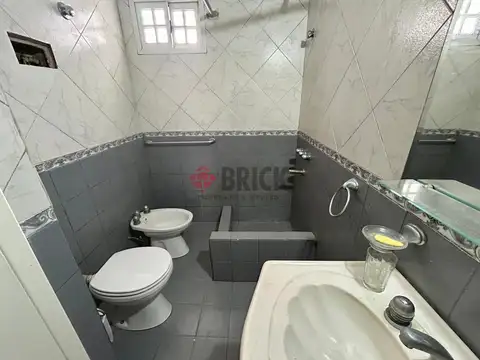 Depto Tipo Casa en Venta con 1 cocheras