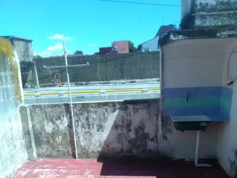 Depto Tipo Casa en Venta 40 años