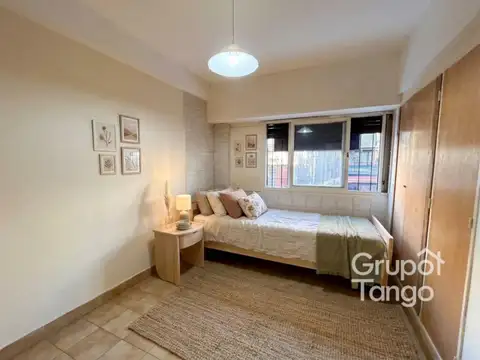 Venta PH dos Ambientes VILLA CRESPO Frente Patio Baulera Apto Crédito