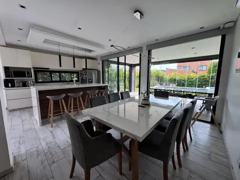 Excelente casa en B°Cdo Bella Vista Chico, Bella Vista