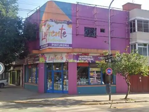 Local de 3 plantas