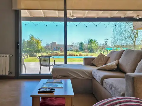 Casa en Alquiler al Norte