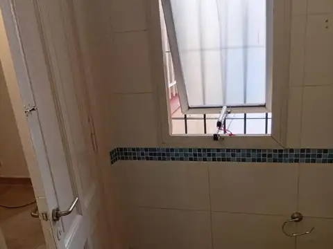 Depto Tipo Casa en Venta en Lanús Oeste, USD 65.000