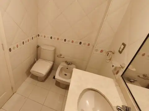 Departamento en Alquiler con 1 cochera