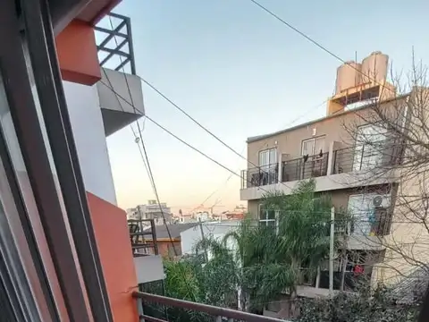 Depto Tipo Casa en Venta de 1 dormitorio