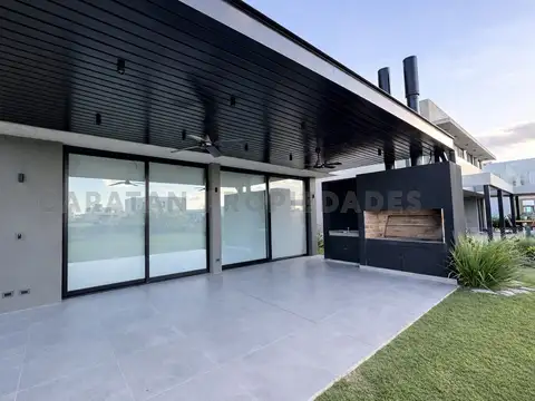 Casa en Venta en Vida, USD 650.000