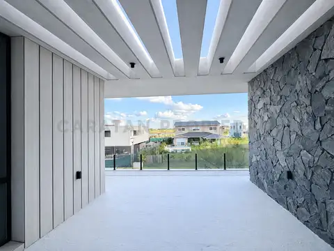 Casa en Venta en Vida, USD 650.000