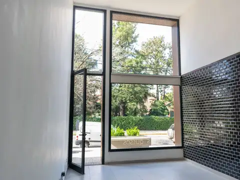 Local en Alquiler en Bella Vista, $ 2.200.000