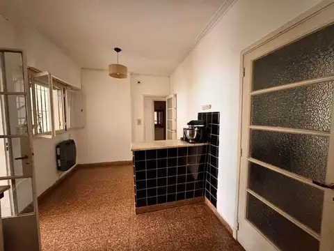 Casa 3 ambientes con 1 baño
