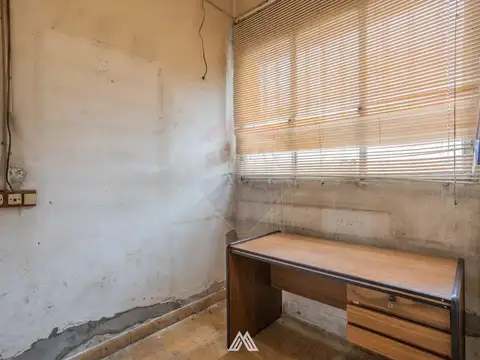 VENTA DEPOSITO/GALPON EN LA BLANQUEADA